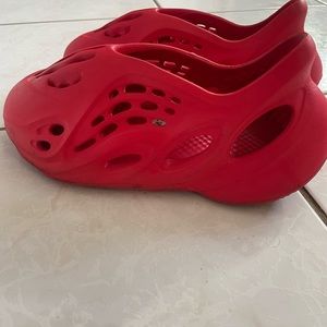 Yeezy Foam runner Vermilion
